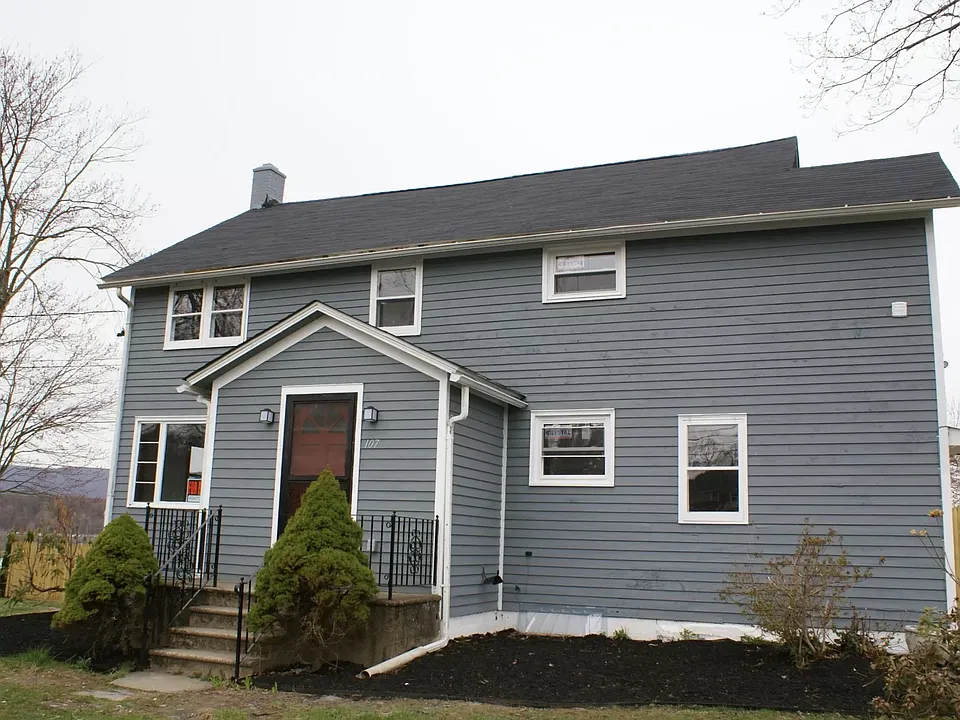 107 Bray St #2