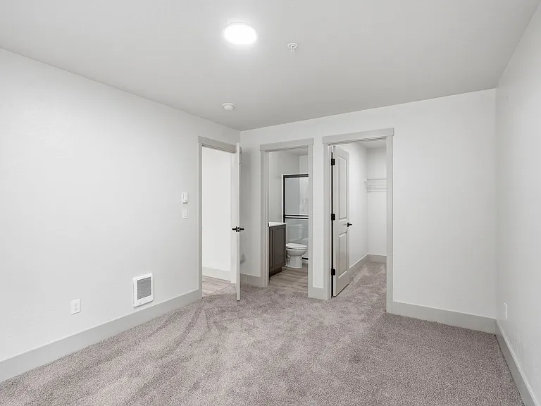 1816 N 15th St #203 — Photo 19
