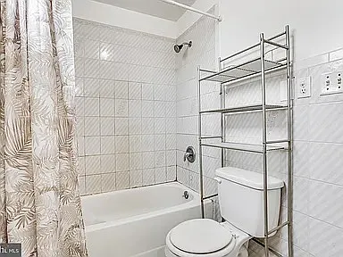 3218 Aramingo Ave — Photo 3