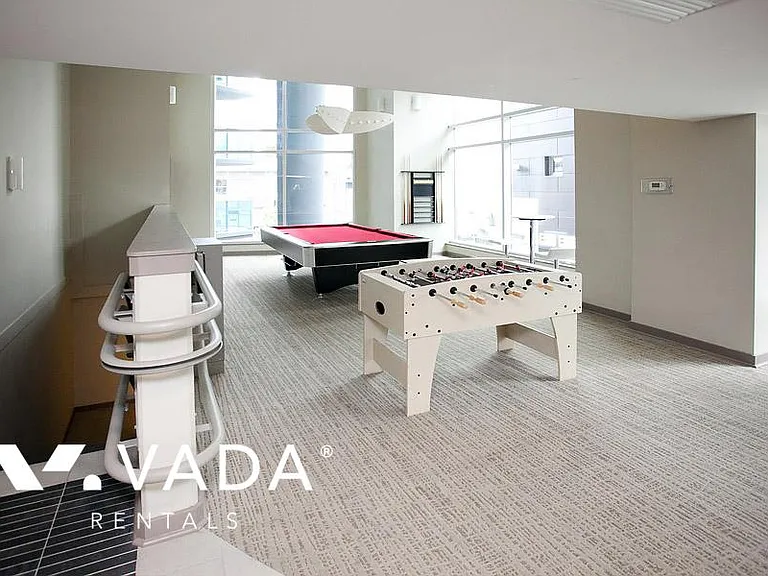 233 Robson St #609 — Photo 8