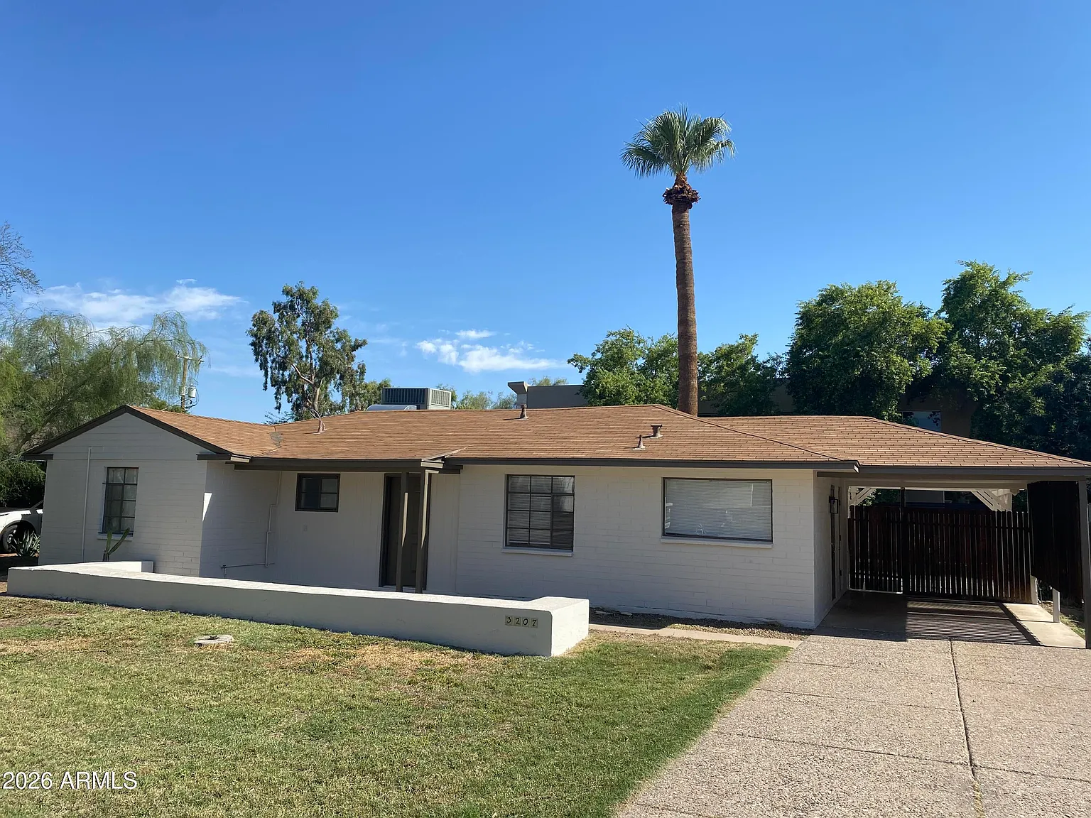 3 bed, 2.0 bath, 1548 sqft, $2,795 — Photo 2