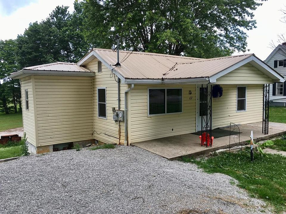 1st image of 637 Stanford St