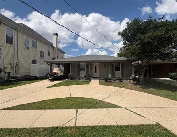 3512 Lake Villa Dr — Photo 1