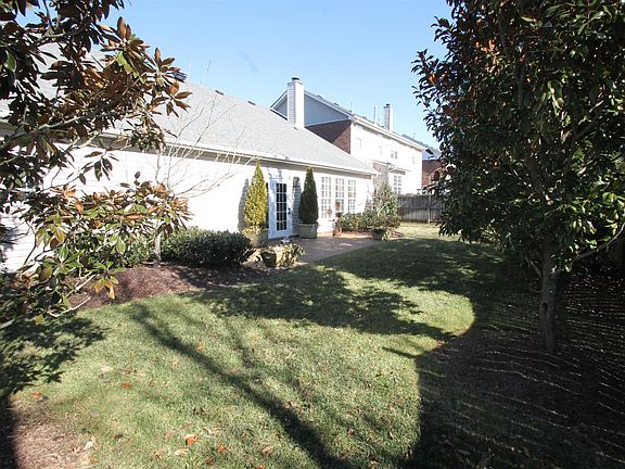 5th image of 1335 Tilton Dr
