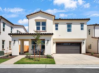 143 N Union St, Hanford, CA 93230