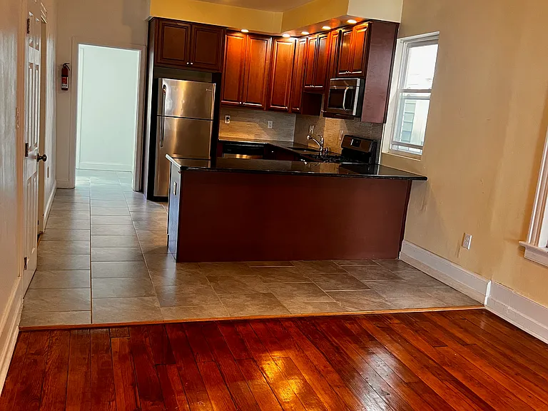 708 N 5th St #2 — Photo 10