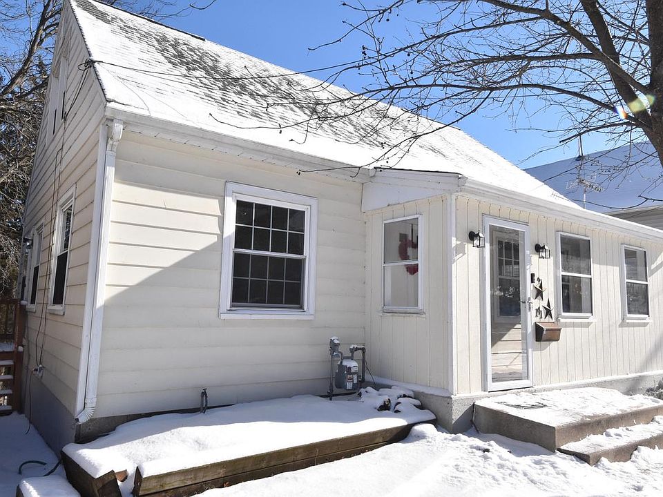 1st image of 141 S Concord AVENUE