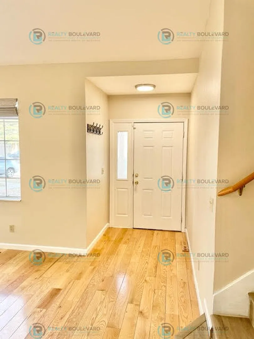Building Photo - 6073 Torrington Dr