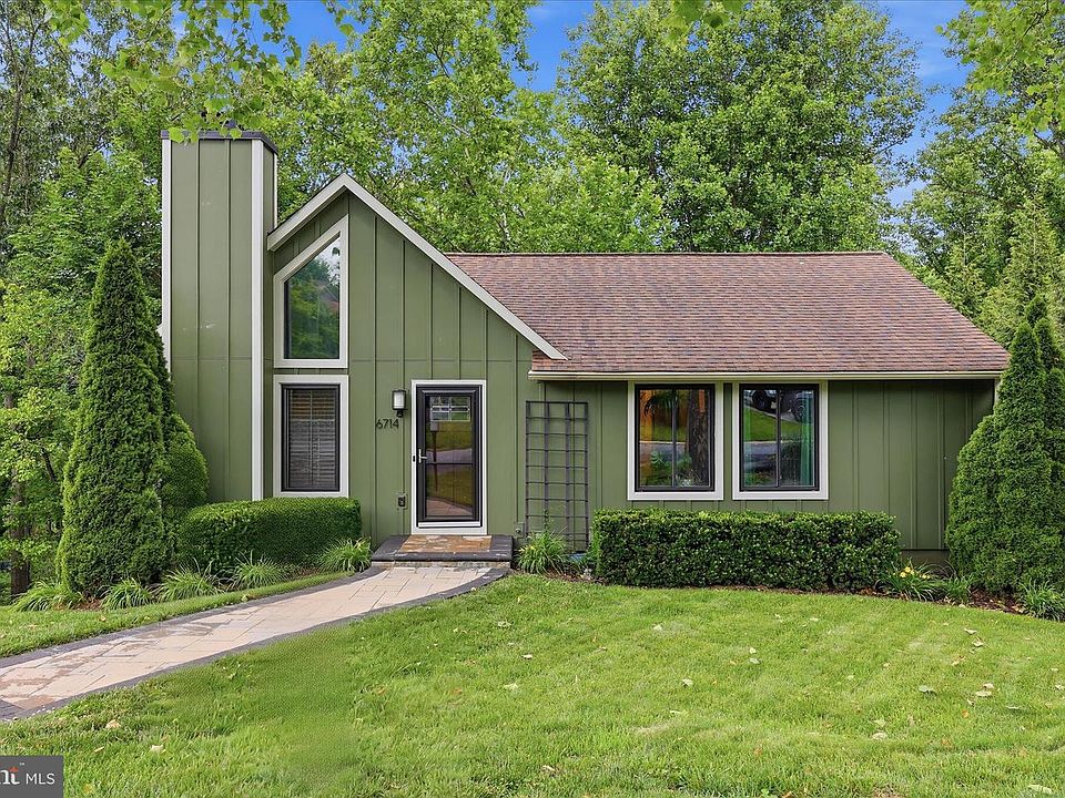 1st image of 6714 Meadowlawn Cir