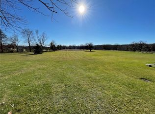 423 Whitestown Rd, Butler, PA 16001