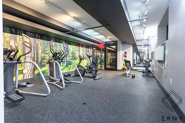 Rented by ERNY LLC | media 20