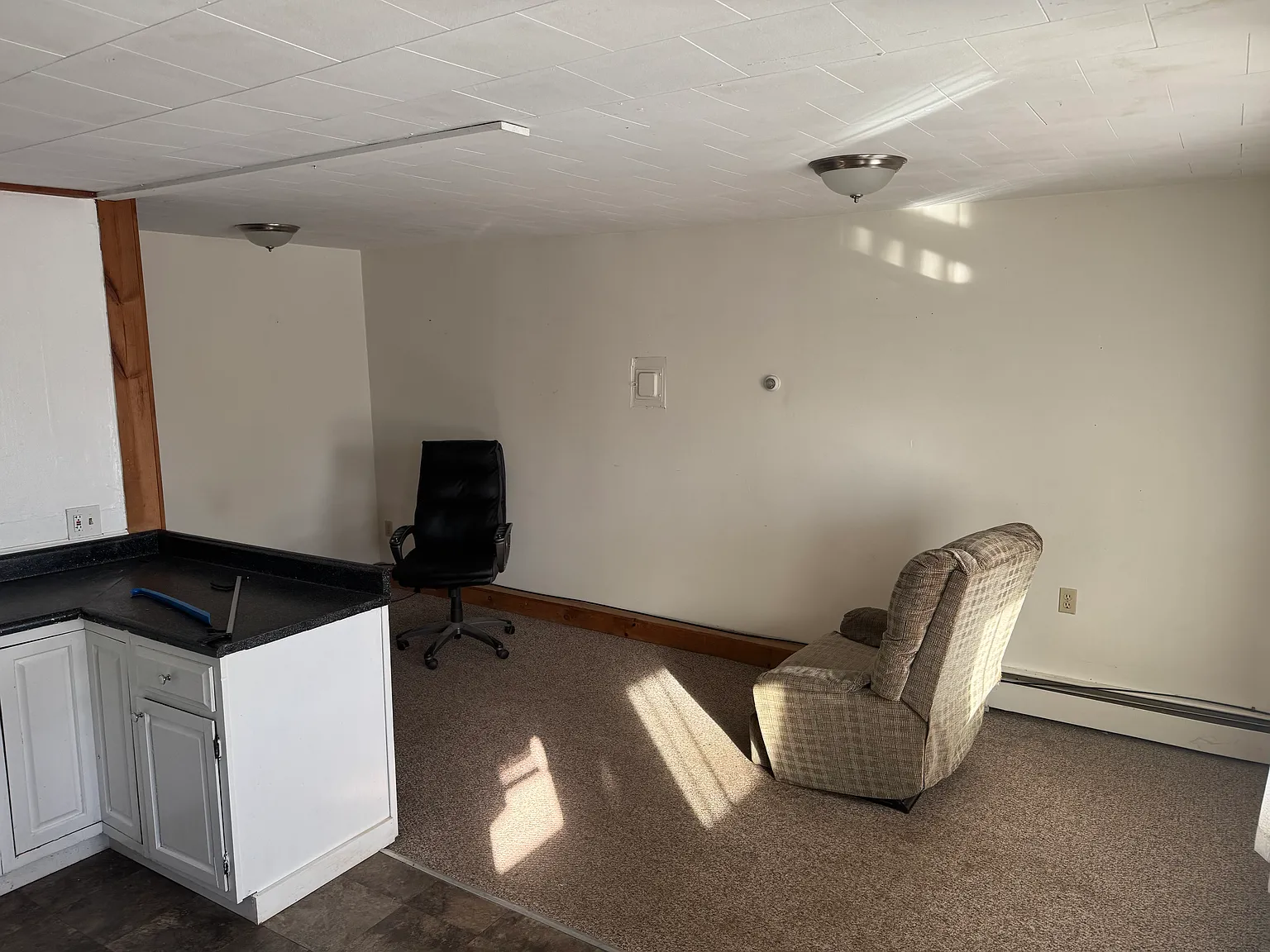 1 bed, 400 sqft, $1,100 — Photo 2