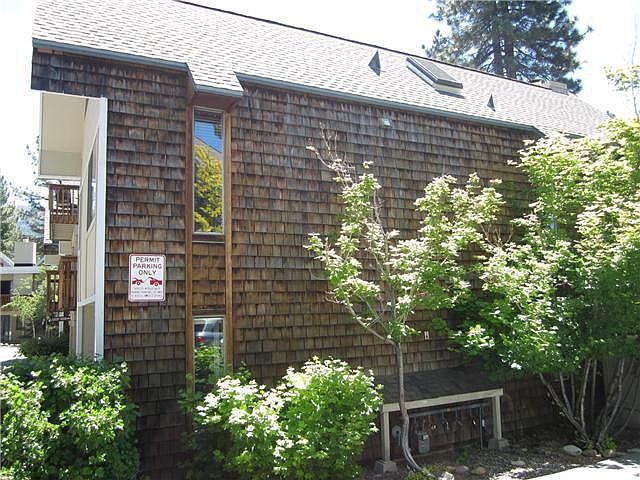 2nd image of 989 Tahoe Blvd #67