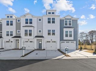 302 Living Water Way, Virginia Beach, VA 23452