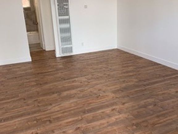 2nd image of 5017 S Figueroa St APT 11