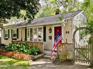 69 S Archer Ave, Mundelein, IL