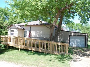 501 Catlett Ave E, Estelline, SD 57234