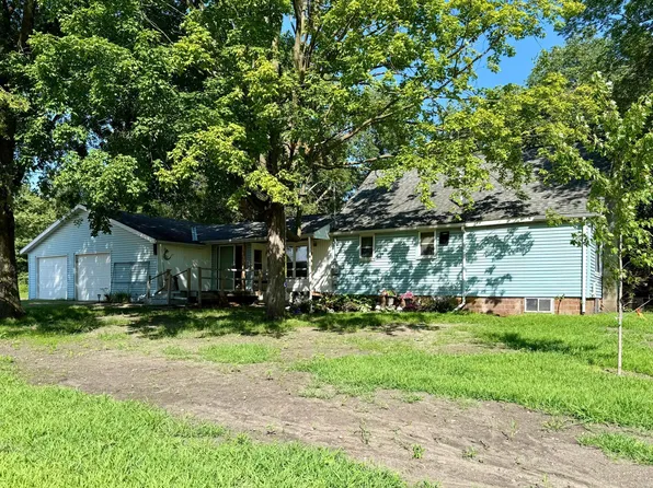 531 1st St W, Morton, MN 56270