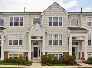 3045 Concord Ln, Wadsworth, IL 60083