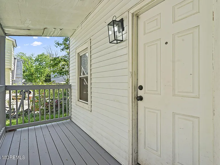 1006 Sewall Ave #3 — Photo 3