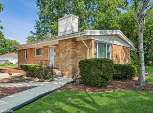 2151 Newcastle Ave, Westchester, IL 60154