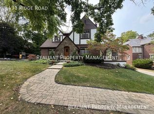 6491 Ridge Rd, Cincinnati, OH 45213