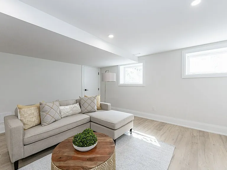 197 Edgar St #3 — Photo 11