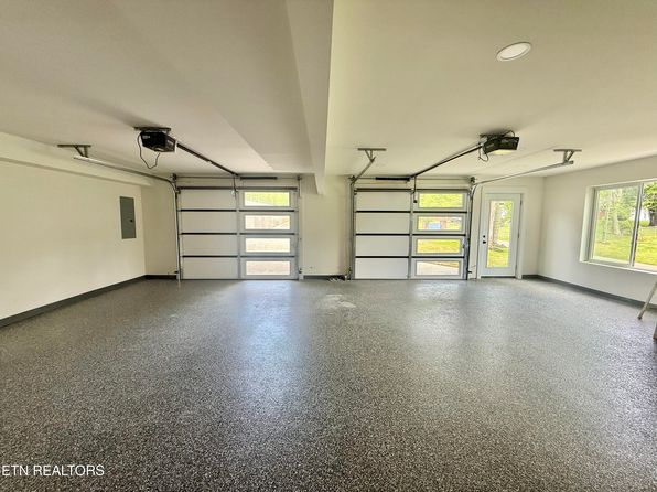 4224 Eiffel Ln, Knoxville, TN 37938