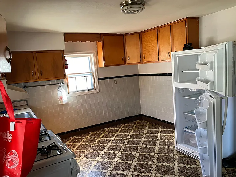 3 Burr Ave #2 — Photo 20