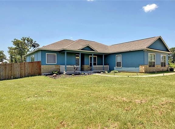 3rd image of 171 Longhorn Dr
