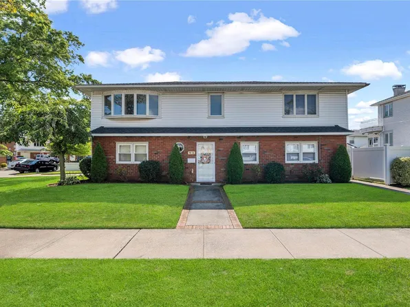 90-16 164th Avenue, Howard Beach, NY 11414