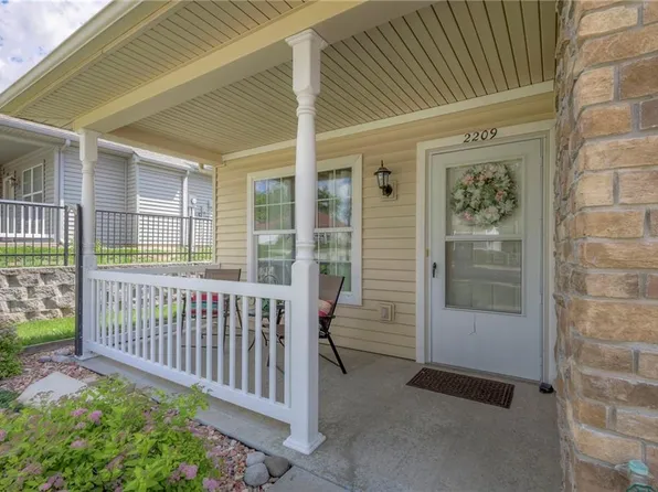 2209 N 114th Ter, Kansas City, KS 66109