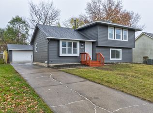 3711 SE 21st Ct, Des Moines, IA 50320