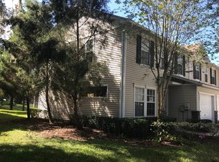 3007 Amber Oak Dr, Valrico, FL 33594