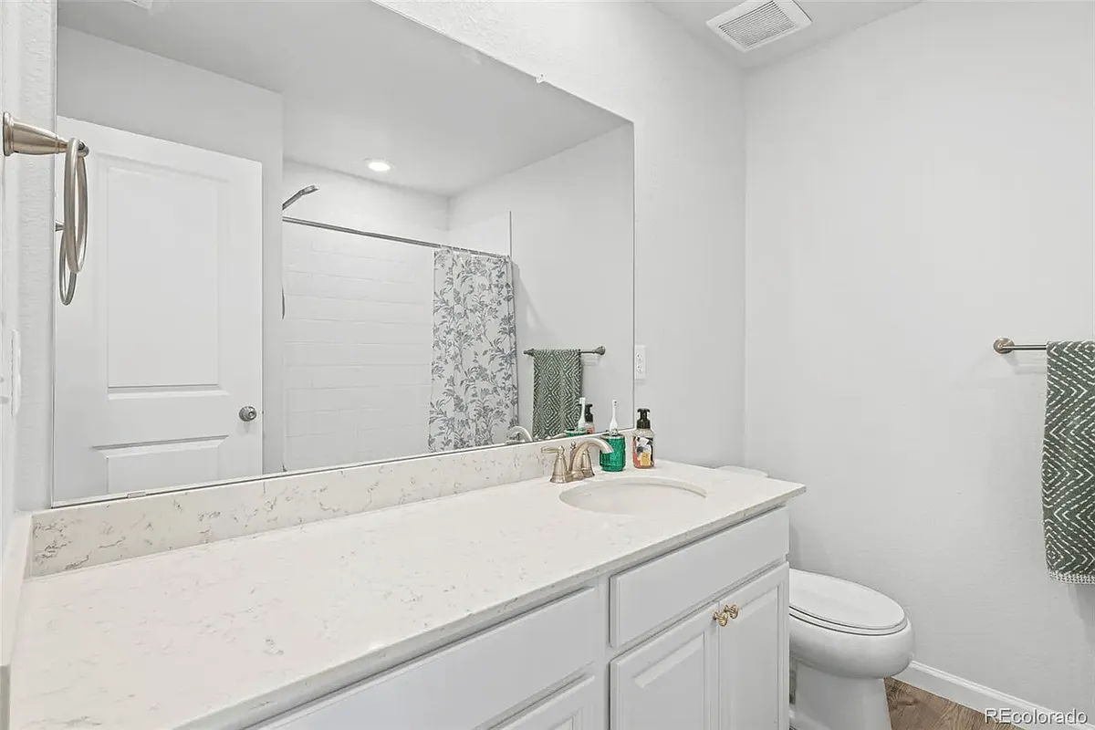Building Photo - 837 Hummocky Way