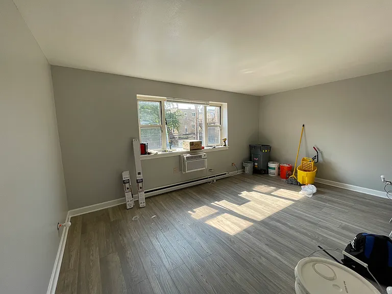 5920 N Kenmore Ave #311 — Photo 3