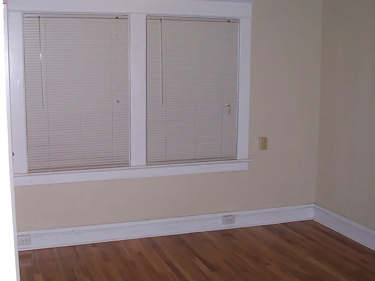 16 SW Porter St #302 — Photo 8