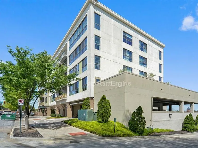 563 Memorial Dr SE #210 — Photo 19