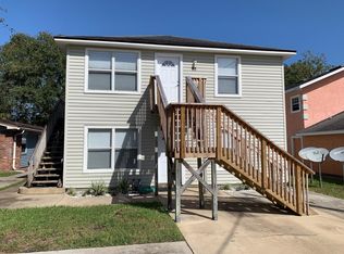 95 Dudley St APT A, Atlantic Beach, FL 32233