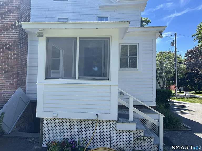 21 Pearl St — Photo 38