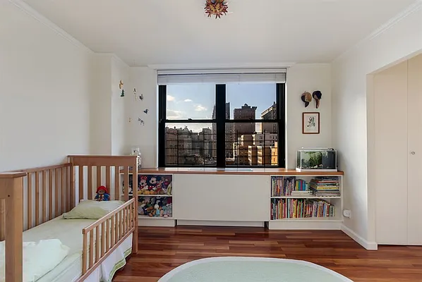 Sold by Corcoran | media 16