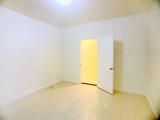 Rented by Citi Habitats | media 10