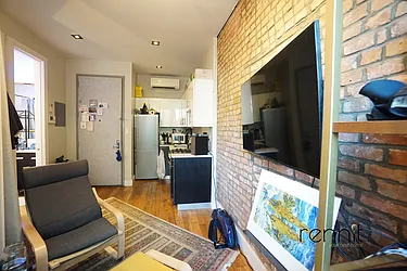 Rented by Rennit Inc.