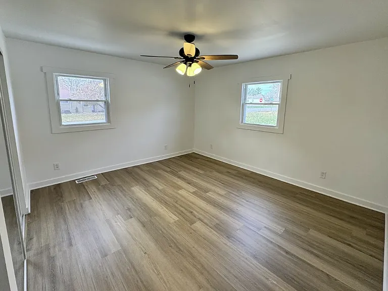 817 Painter St — Photo 4