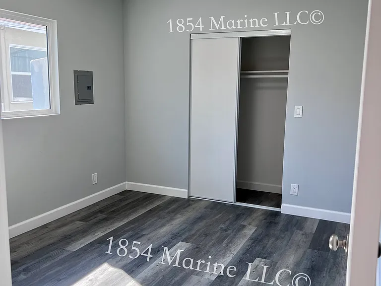 1854 Marine Ave #4 — Photo 3