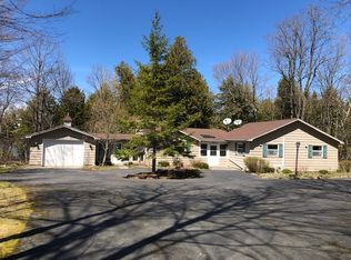 880 Wisconsin Bay Rd, Ellison Bay, WI 54210