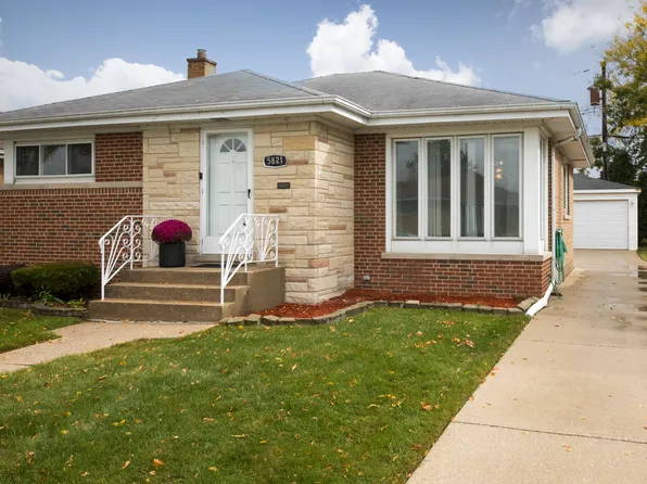 5821 N Overhill Ave, Chicago, IL 60631