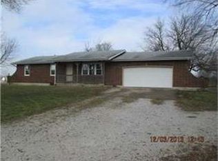 17000 E 215th St, Peculiar, MO 64078