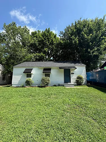 332 Flynn Rd Photo 1