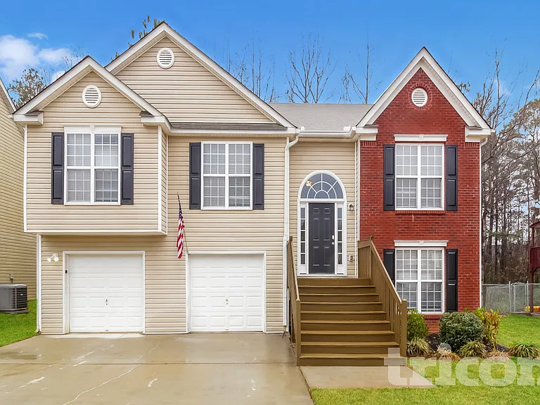 5741 Amerson Ln — Photo 1